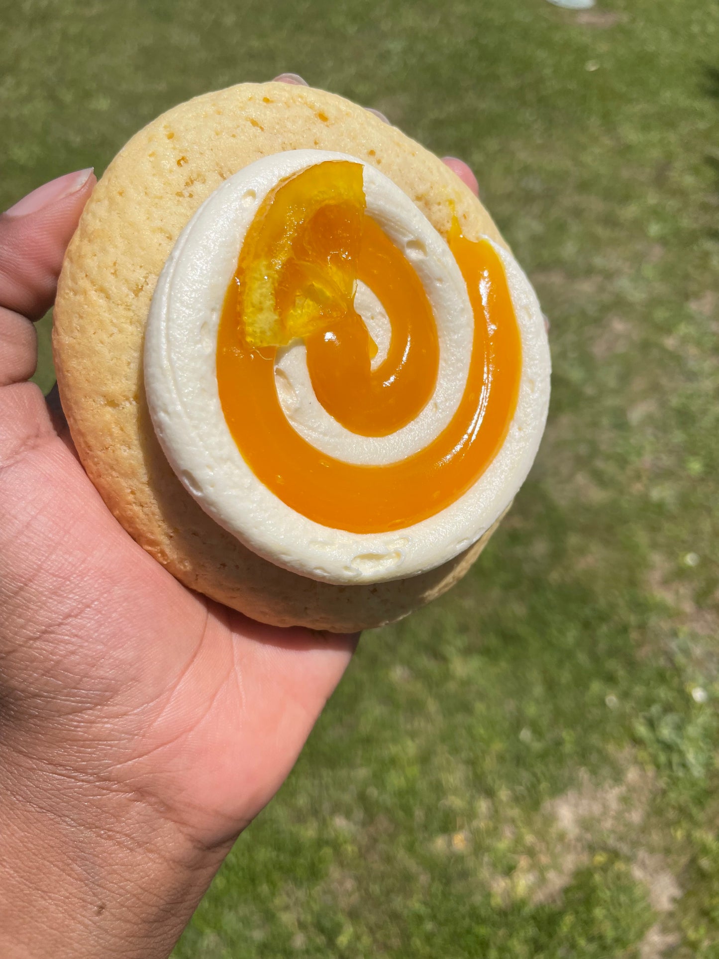 Lemon Velvet